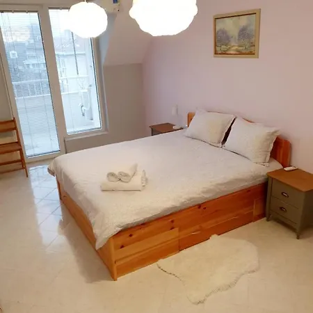 Malavi Square Center Apartment! Comfort&clean! アパート ルセ