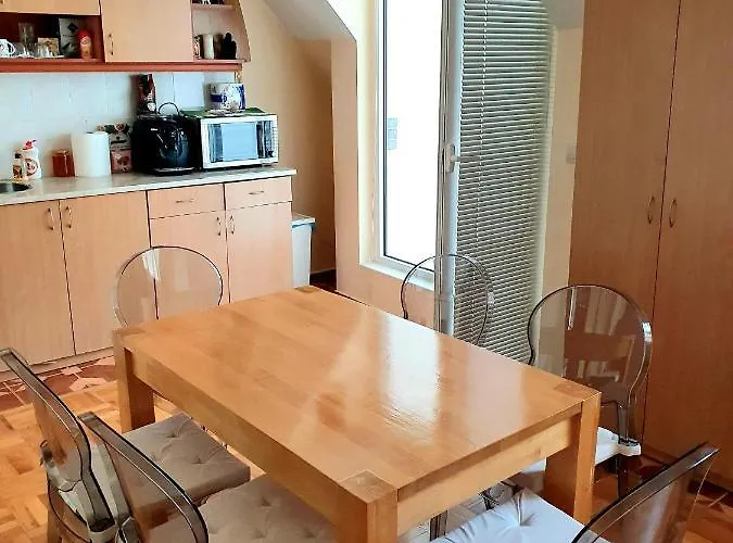 Lejlighed Malavi Square Center Apartment! Comfort&clean!